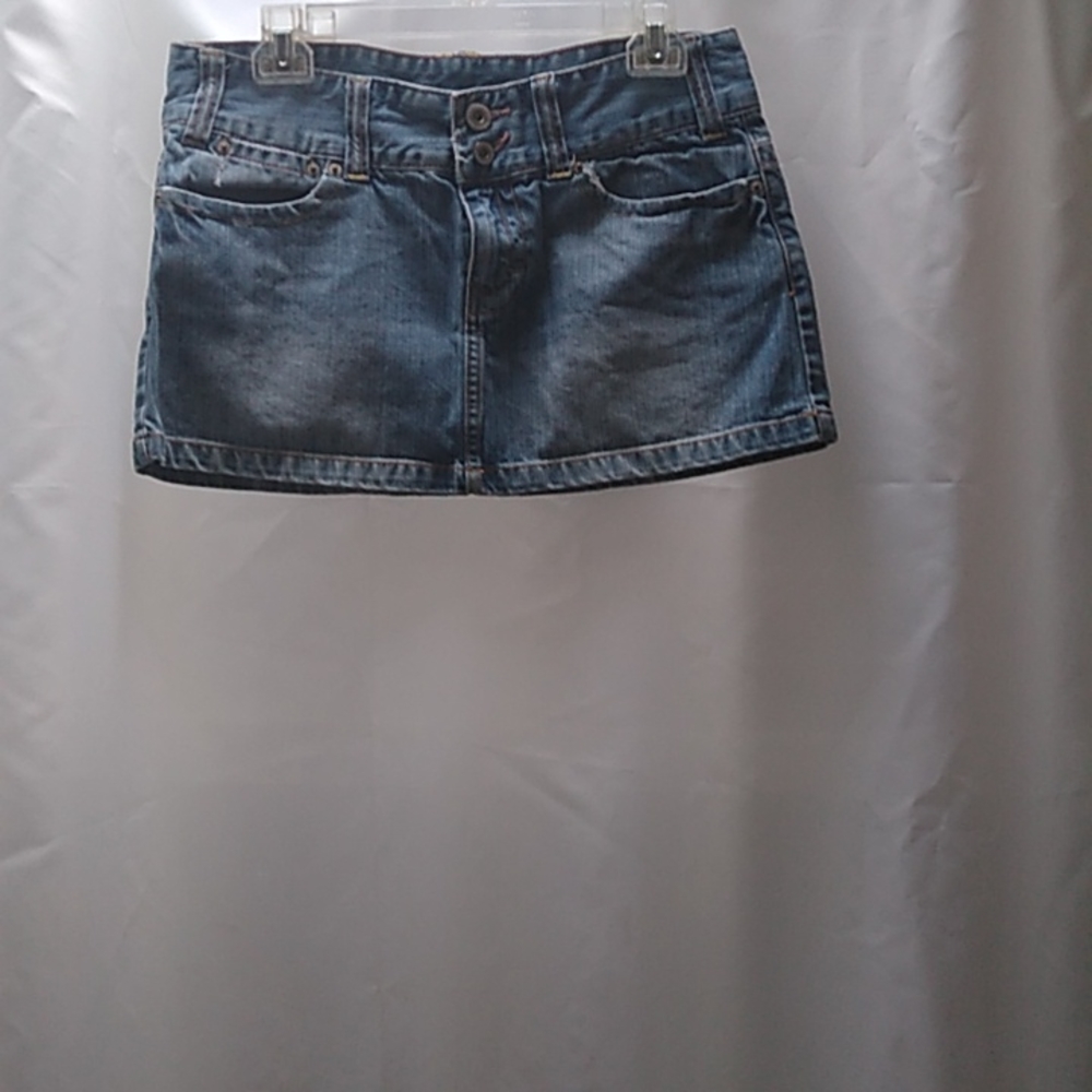 American eagle jean skirt